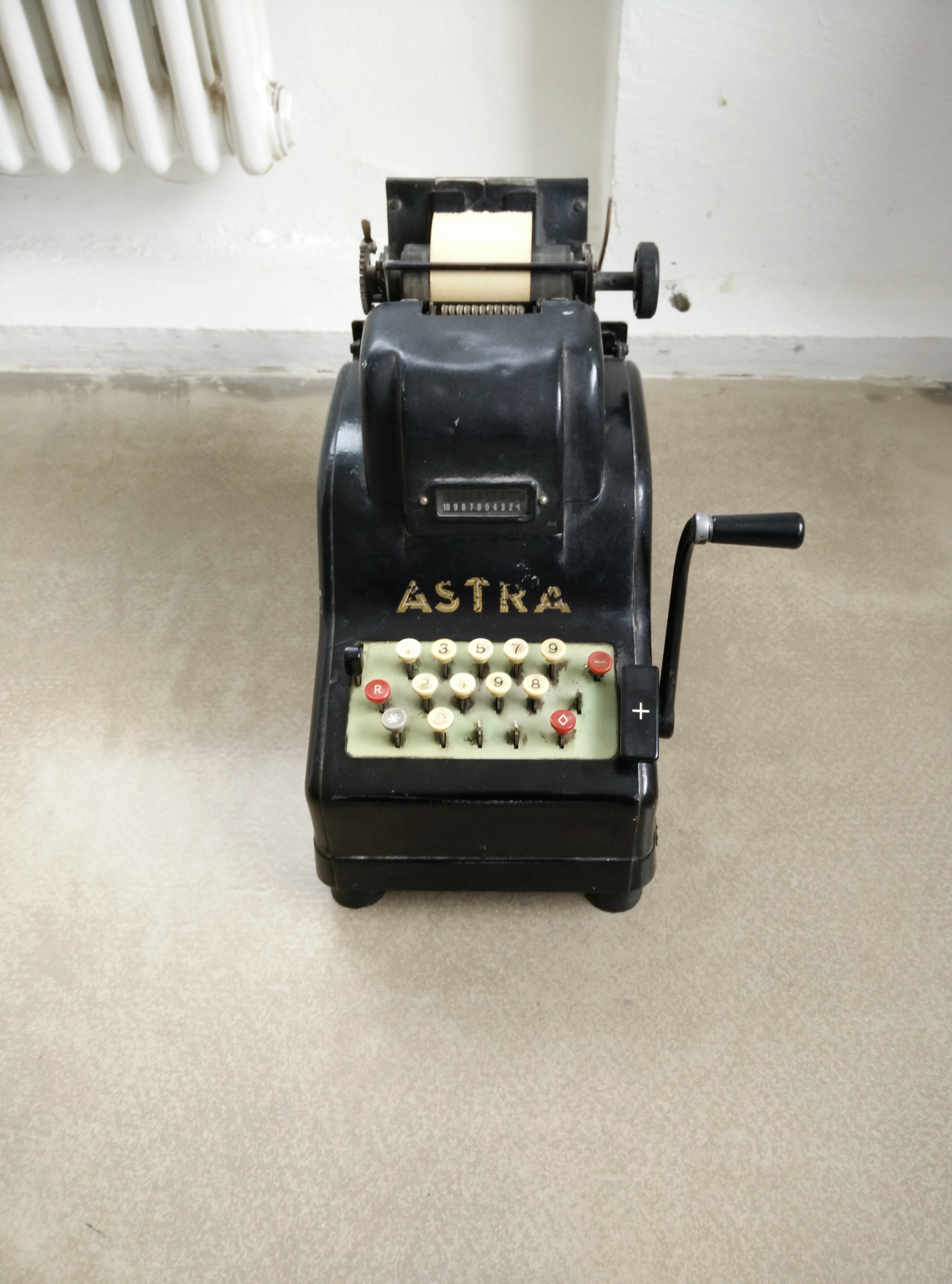 Old-school Adding Machine Decoration